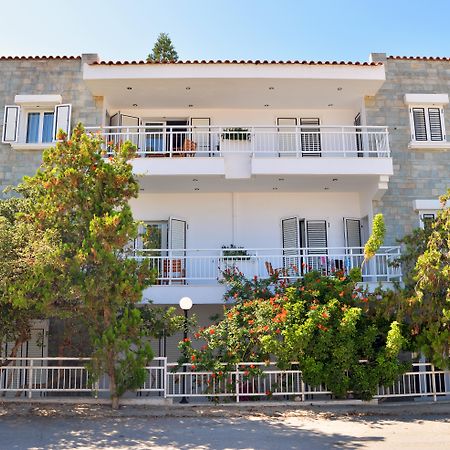 Hotel Anna Apartments Kokkini Hani Екстериор снимка