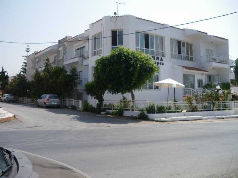 Hotel Anna Apartments Kokkini Hani Екстериор снимка
