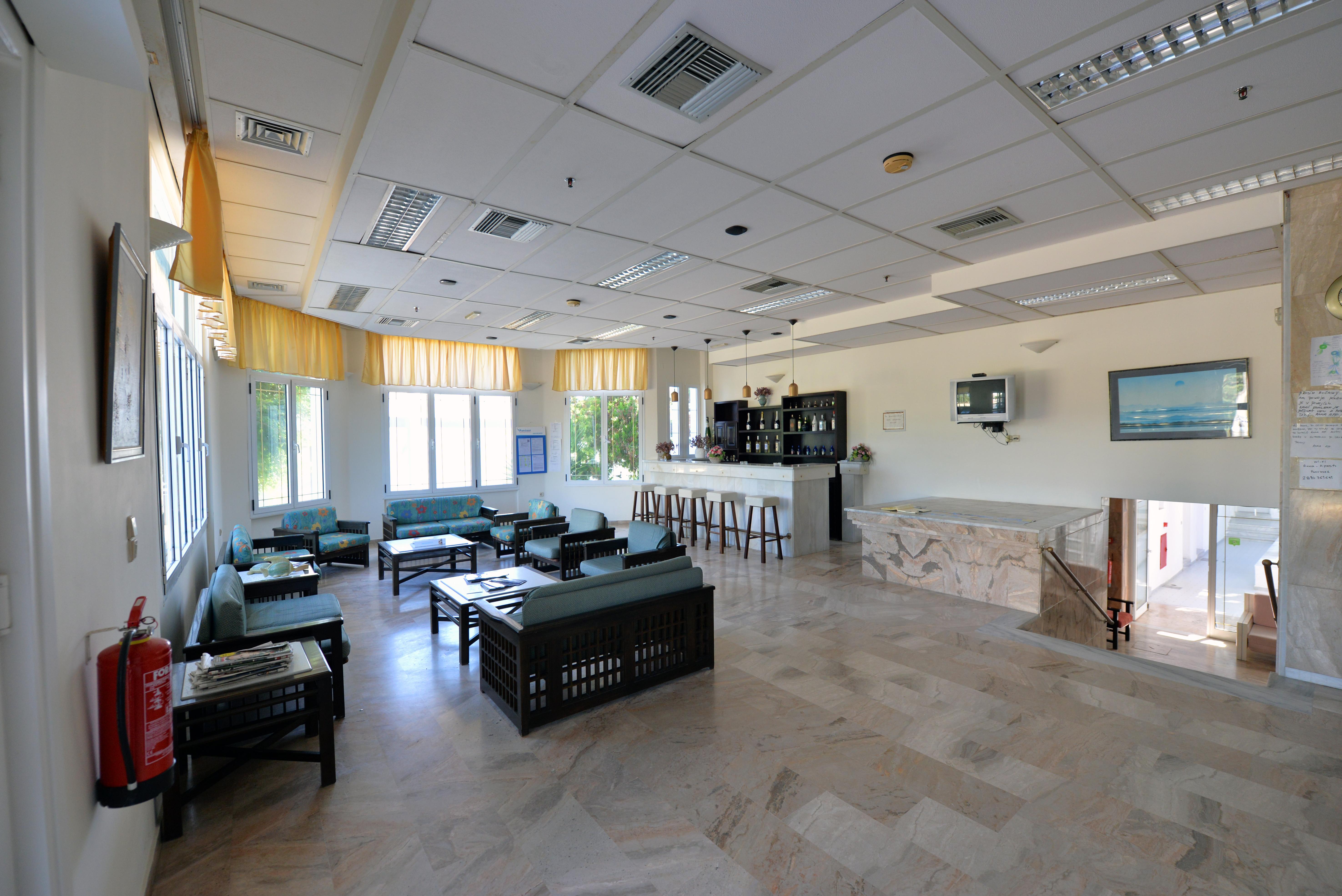 Hotel Anna Apartments Kokkini Hani Екстериор снимка