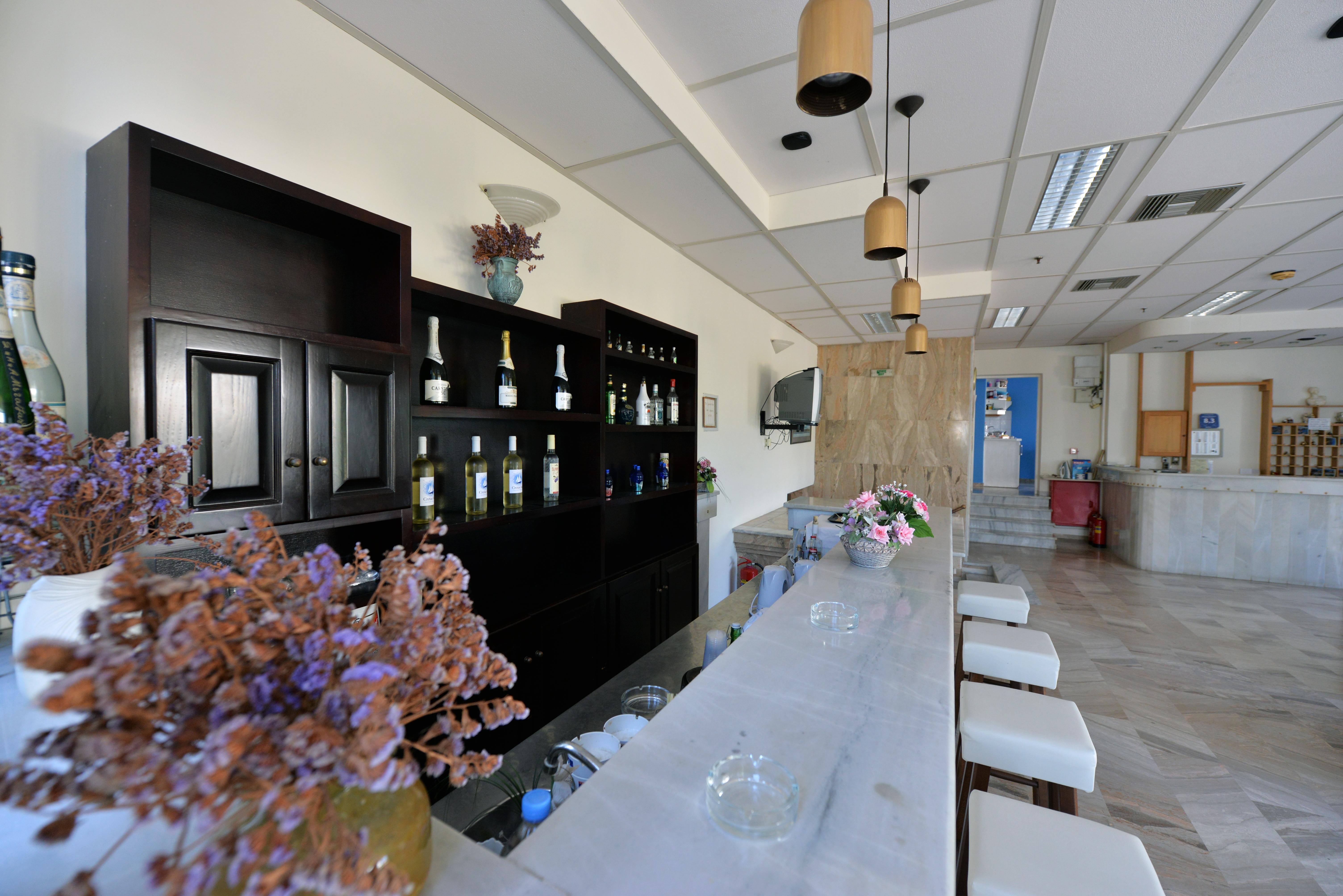 Hotel Anna Apartments Kokkini Hani Екстериор снимка