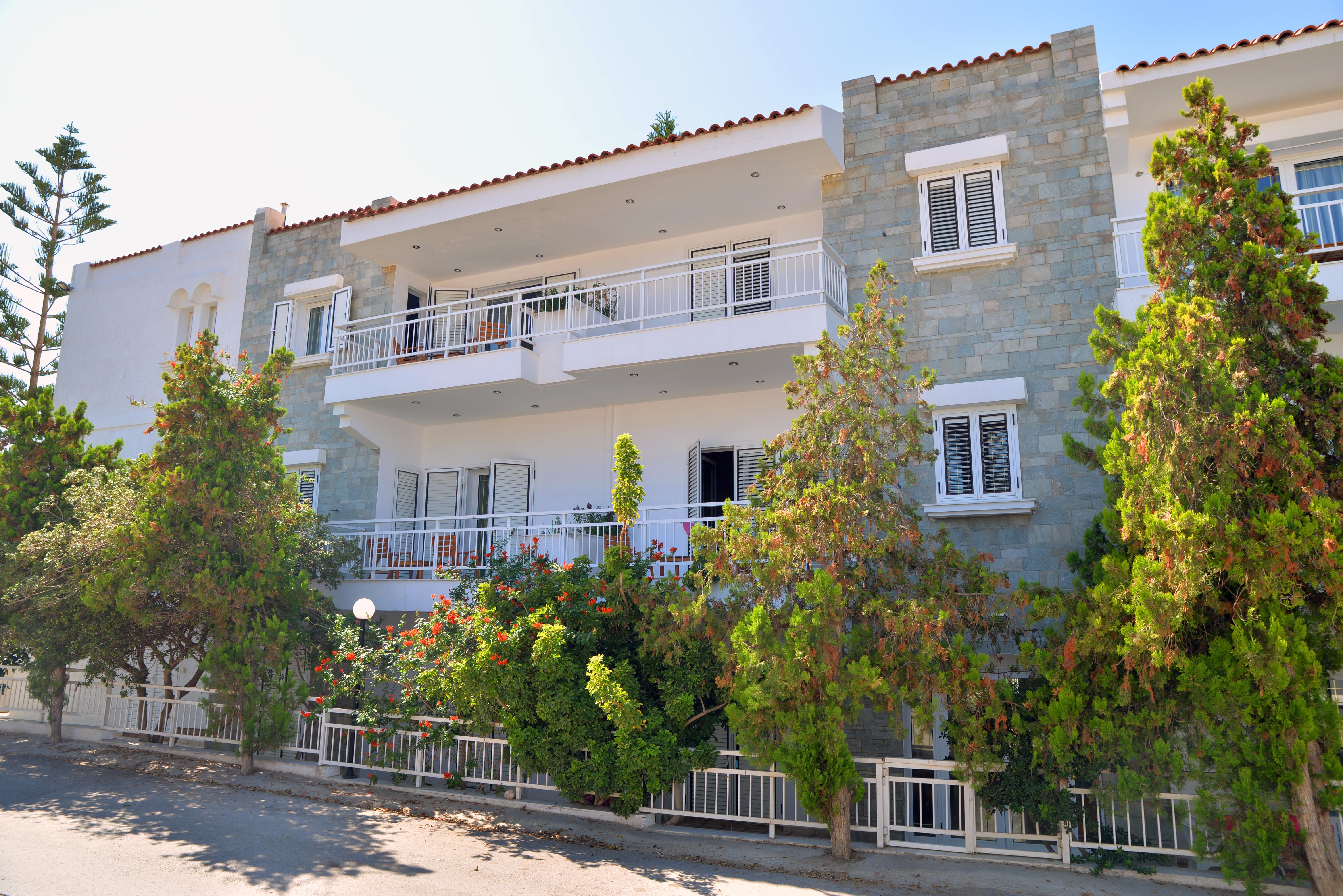 Hotel Anna Apartments Kokkini Hani Екстериор снимка