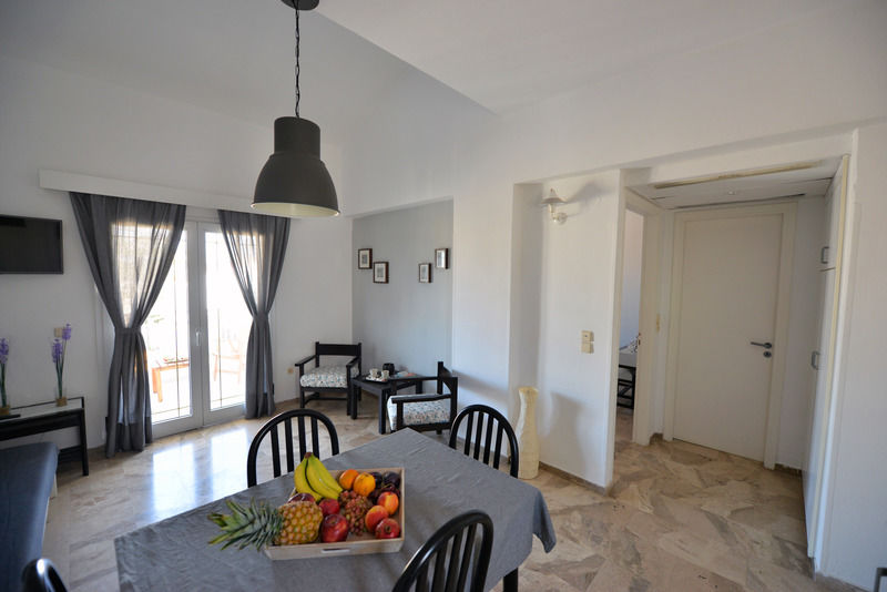 Hotel Anna Apartments Kokkini Hani Екстериор снимка